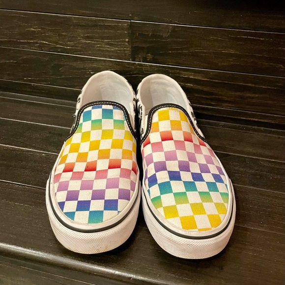 Vans women’s rainbow slip-on - Picture 1 of 4